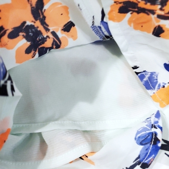 NWT 19 Cooper Floral Ruffled High Waist Shorts - Picture 9 of 10
